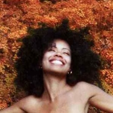 Nereyda Bird model pornographic image