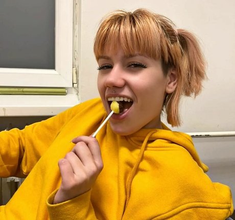 Osijek free model photos