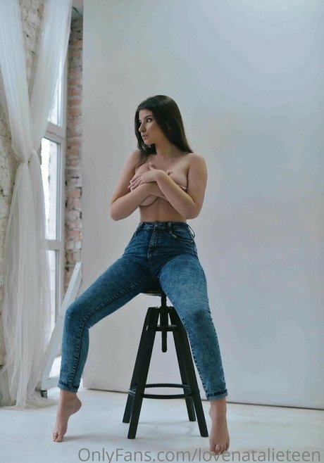 travelthewholeworld model pretty picture