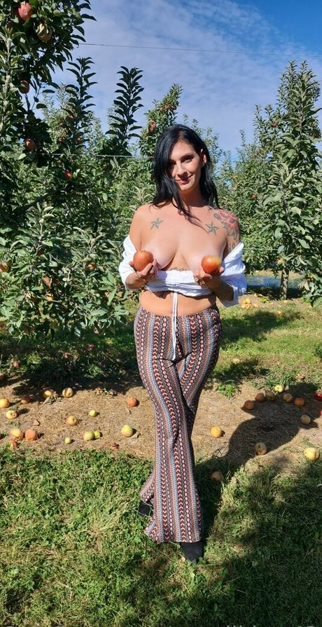 sexxi jess perfect actress image