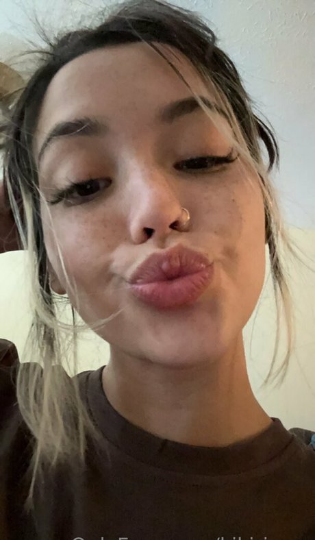 kikirivers exclusive pornstar photo