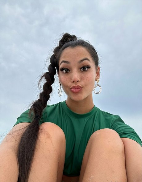 kikirivers exclusive model pic