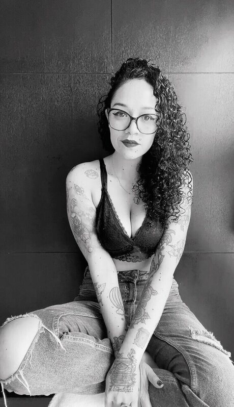 Miss Villa pretty actress gallery