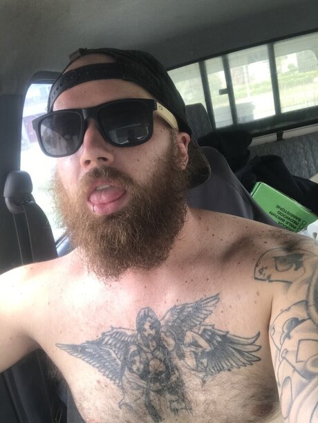 Skullfk pornstar naked picture