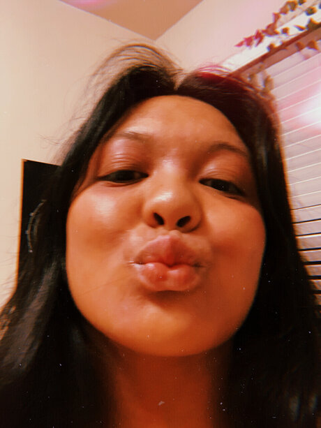 Solita Luna model hd pictures