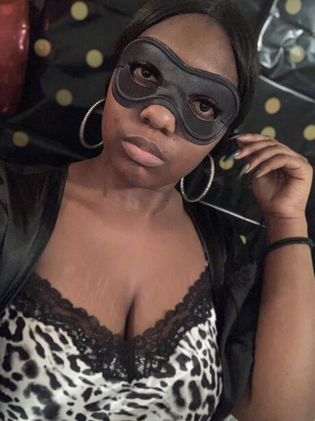 Honey Blaze__ nude actress pictures