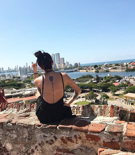 Dahiana Rom n hd star img