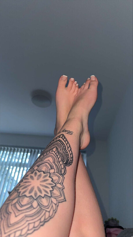 Toebeans273 model nudes galleries