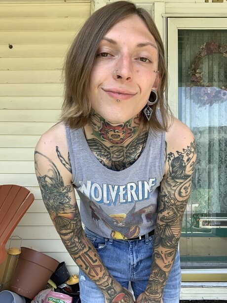 WitchyPrettyBoi model hd img