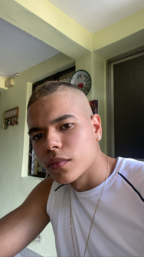 Alessandro Harris model erotic galleries