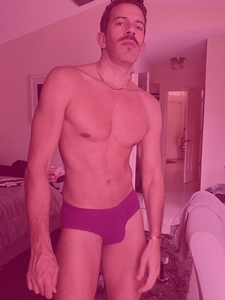 Romolohot pornstar erotic photo