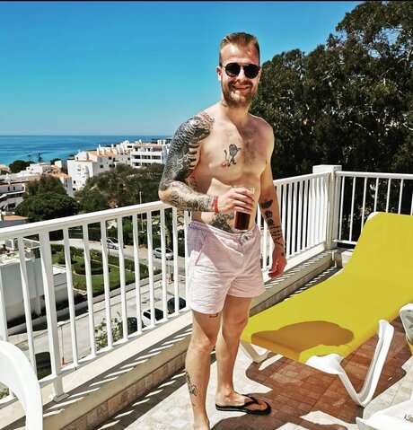 u11431890 adult star photos