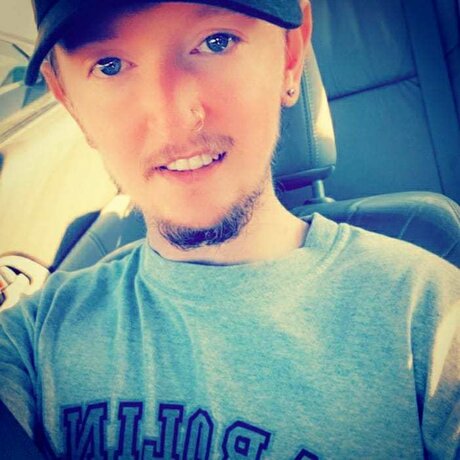 Calisweat model hot pics