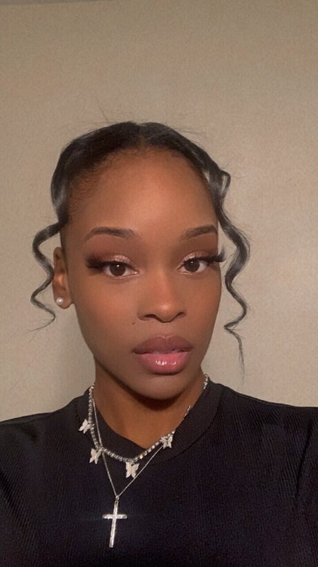 Queen Buie star best image