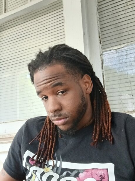 Black Magik star pornographic pictures