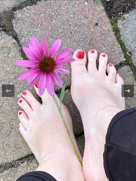 Workinmomma96 naked pornstar image