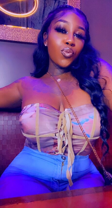 plus size onlyfans pornographic photo