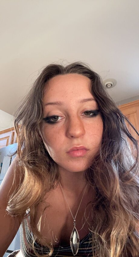 Alexah star art photos