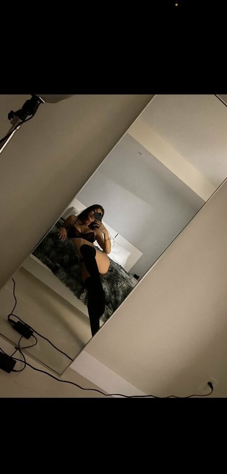 vicchuertass sexy pornstar img