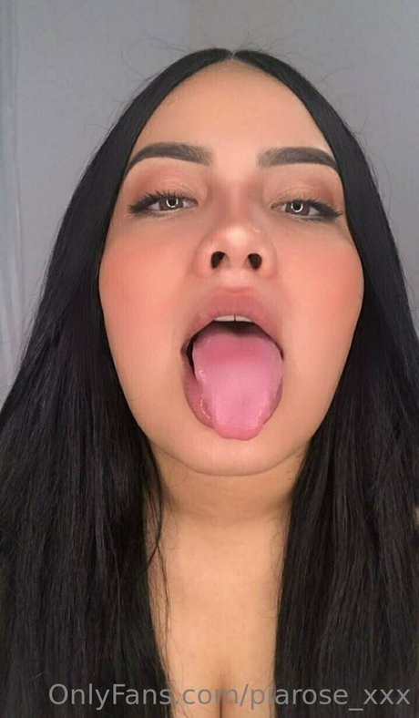 piarose xxx naked actress pictures