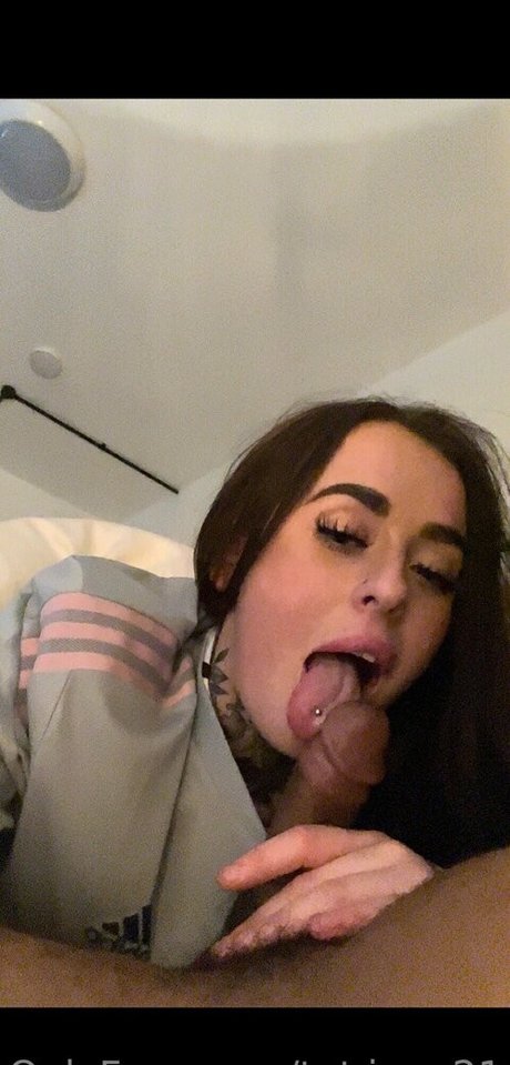 tat iana21 pornographic model galleries