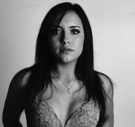 scarletss rose beautiful star pics