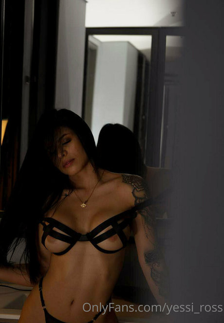 yessi ross model photos