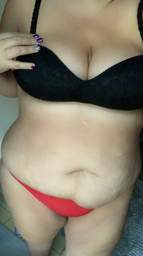 makeashcum model xxx galleries