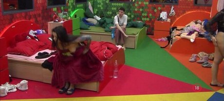 Valo Vilag naked pornstar pics