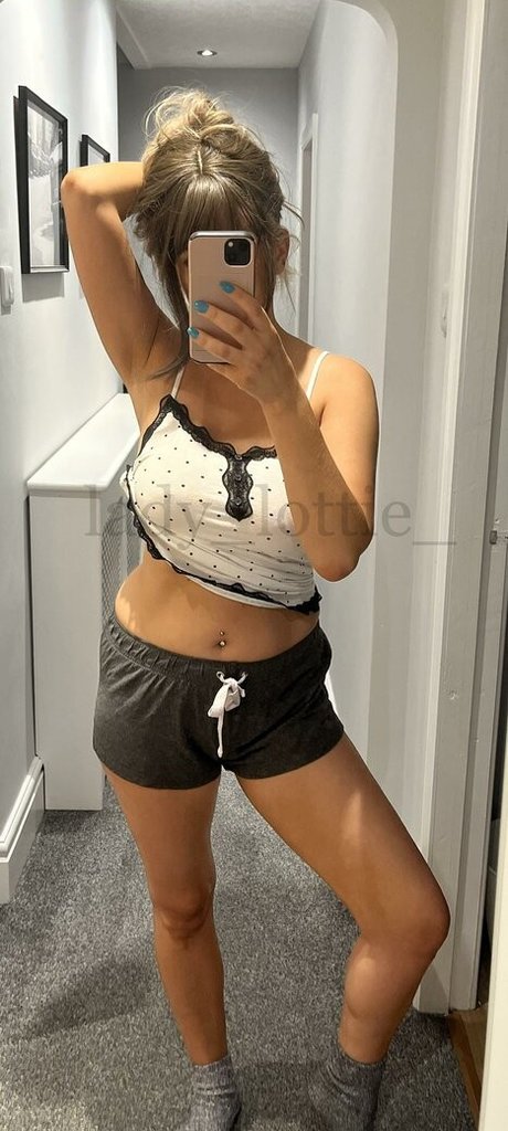 Lady Lottie model pornographic galleries