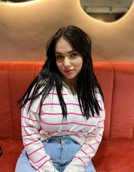 selena mills star xxx photos