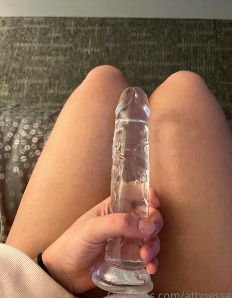 Athnessa exclusive star pictures