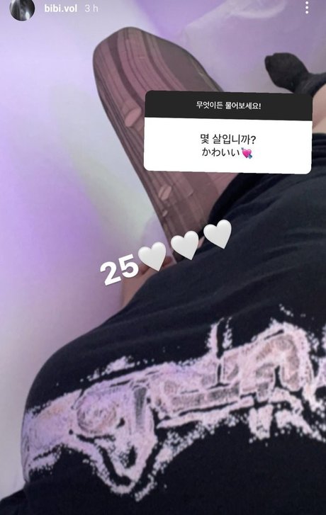 todagseul nude model pics