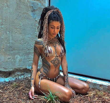 Thefreeelf pretty actress image