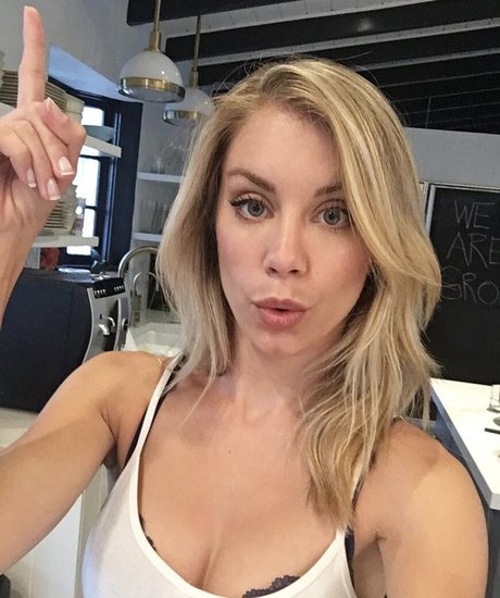 Jennifer Holland pornstar high quality pics