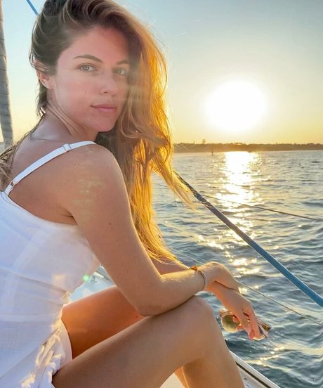 Stephanie Cayo free star archive