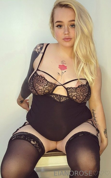 elanorose perfect pornstar img