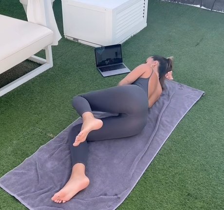 Tania Deniz model art photos