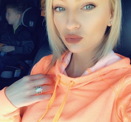 asian teen solo onlyfans hot nude images