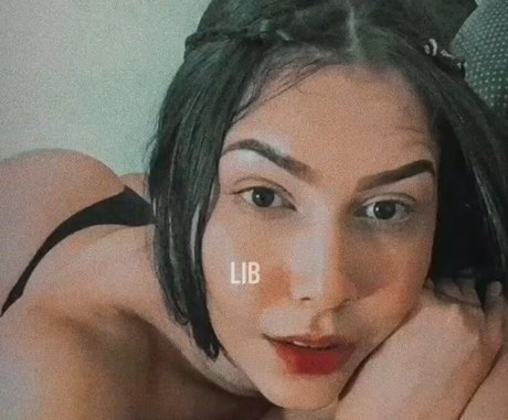 lsaabreuw sexy model pic