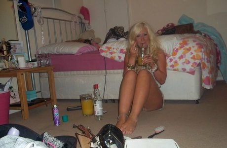 Rosie Leicester beautiful star gallery