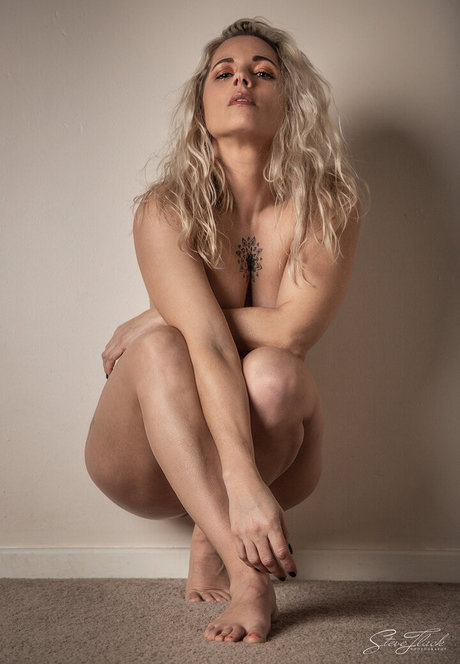 Sarah Burdy perfect model archive