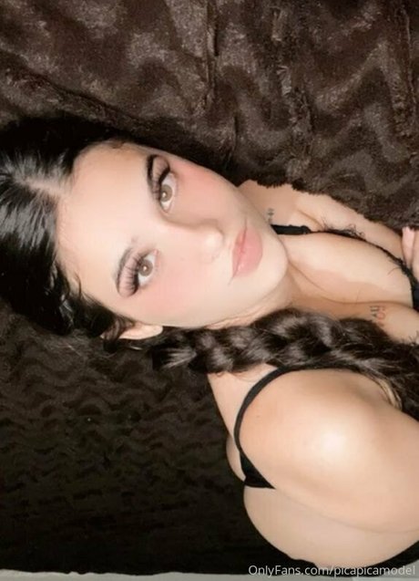 picapicamodel naked pornstar pictures