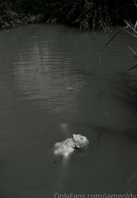 Yuval Gold nude star archive