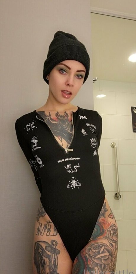 sweet pussy onlyfans pornographic image