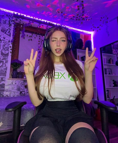 Eilse Deinsee hd star images