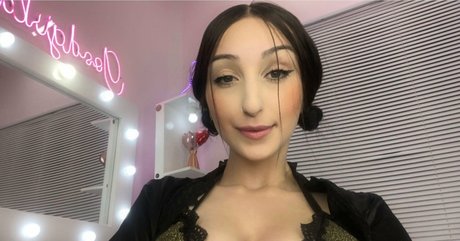 asian shemale onlyfans pornographic image