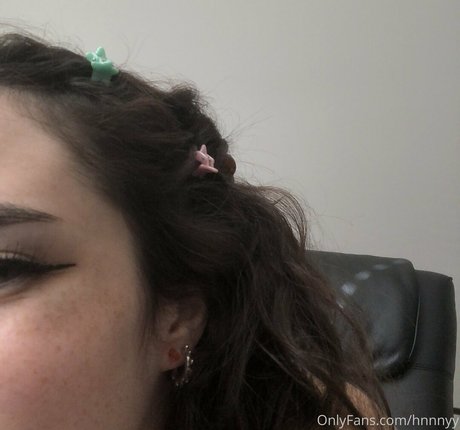 hnnnyy nude actress gallery