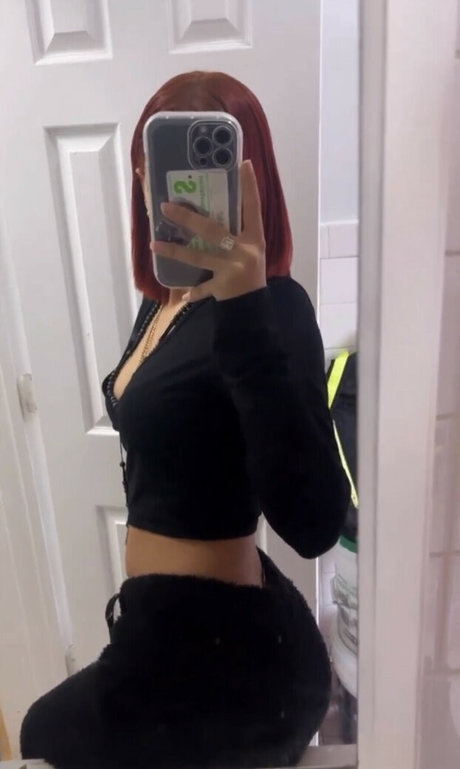 Karikyuti pornstar pretty photo