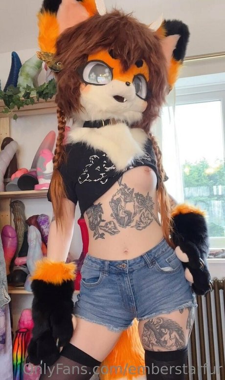 emberstarfur model pic